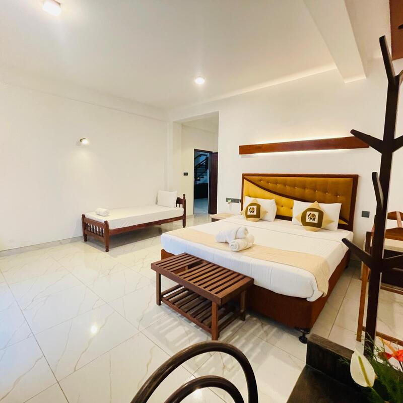Triple Room
